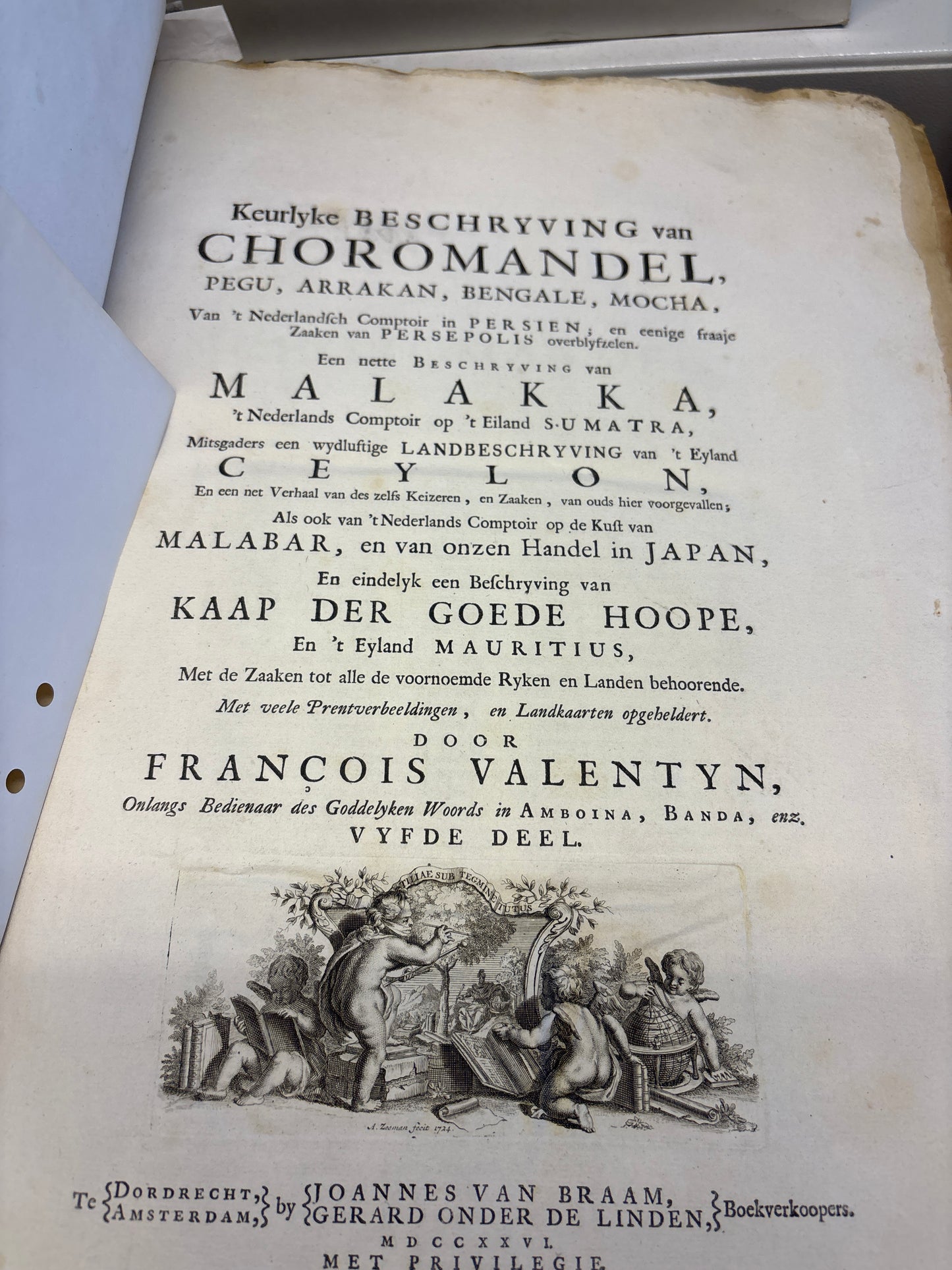 Oud en Nieuw Oost-Indiën (Old and New East Indies) - Valentyn 1724–1726